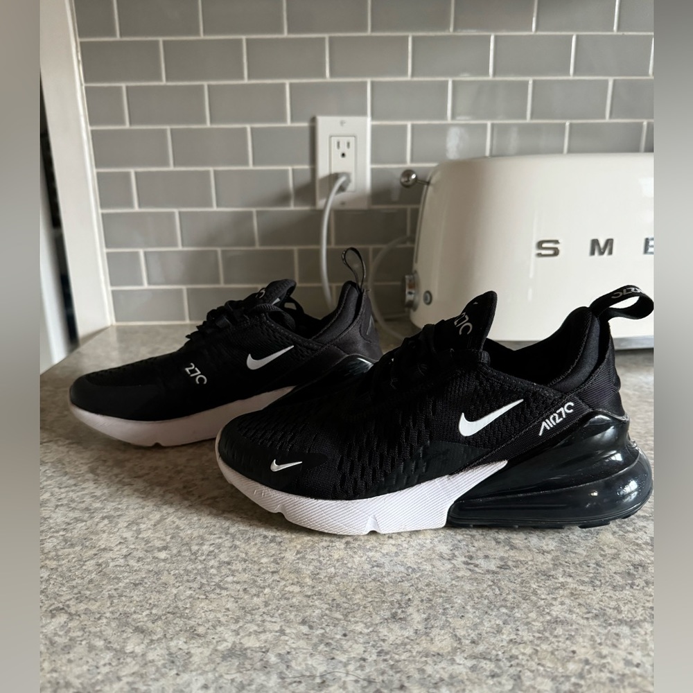 Nike Women’s Air Max 270